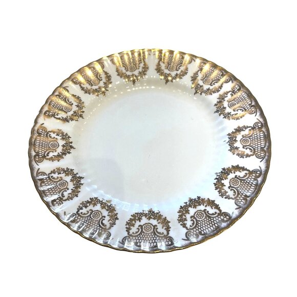 Vintage Paragon Fine Bone China Replacement Salad Plate With Gold Floral Pattern - Picture 3 of 5